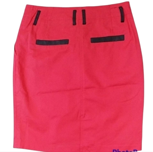 BCBG Paris~Size ~Hibiscus Pensil Woven Skirt NWT. - Picture 4 of 11